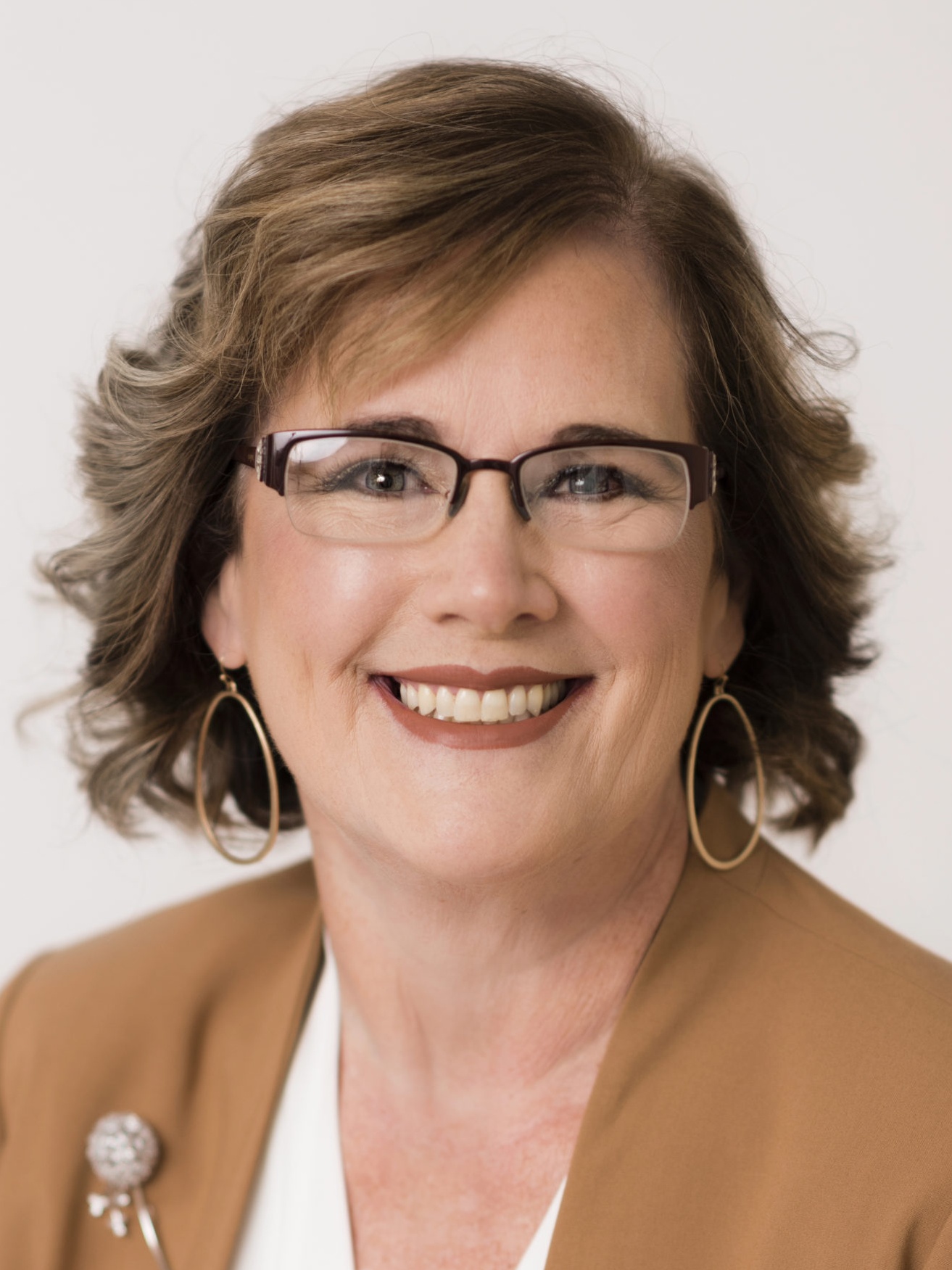Gretchen Holmes